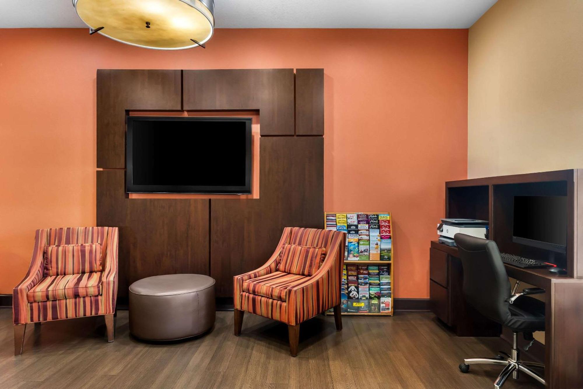 Comfort Suites Clovis Buitenkant foto