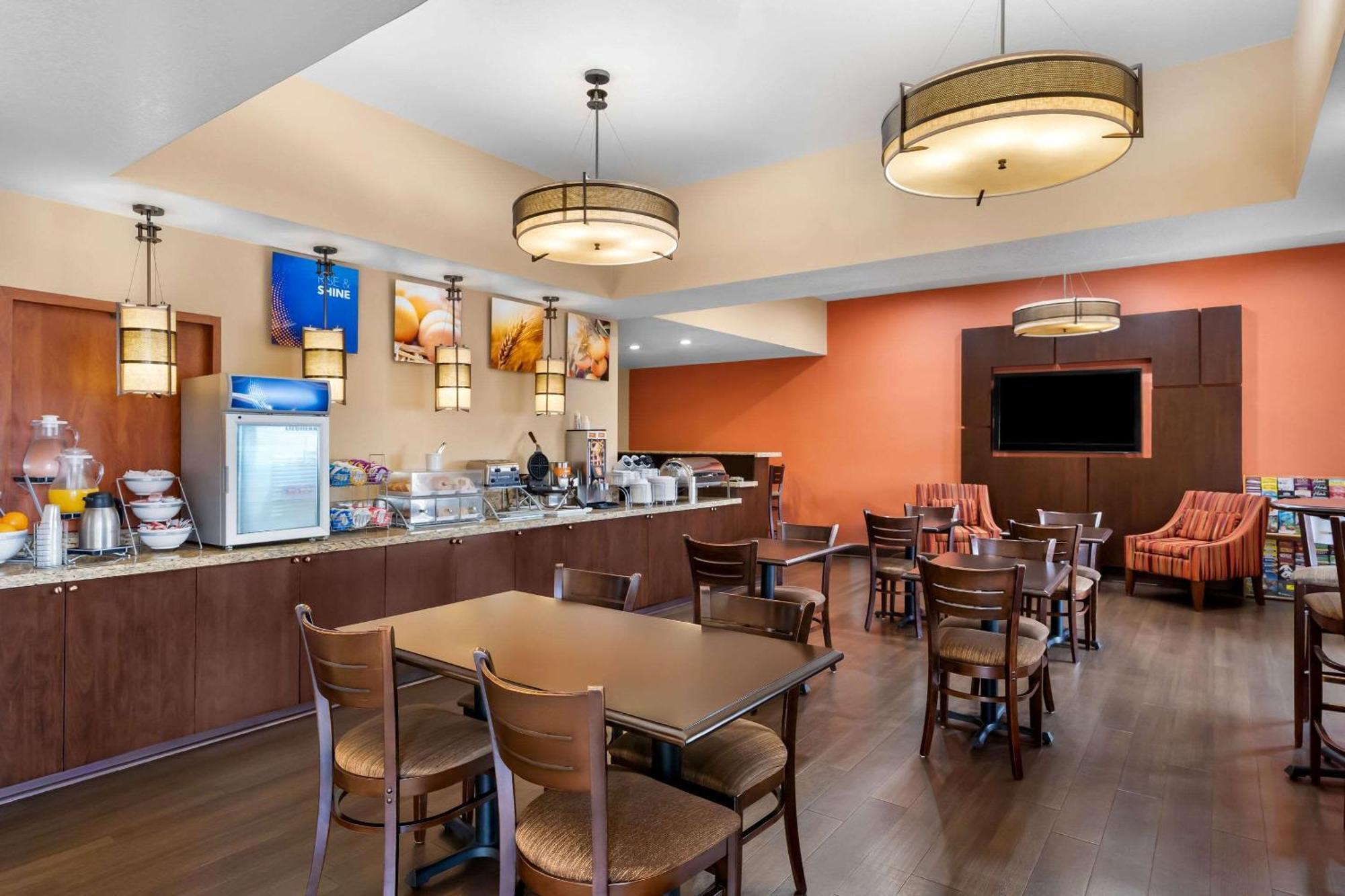 Comfort Suites Clovis Buitenkant foto