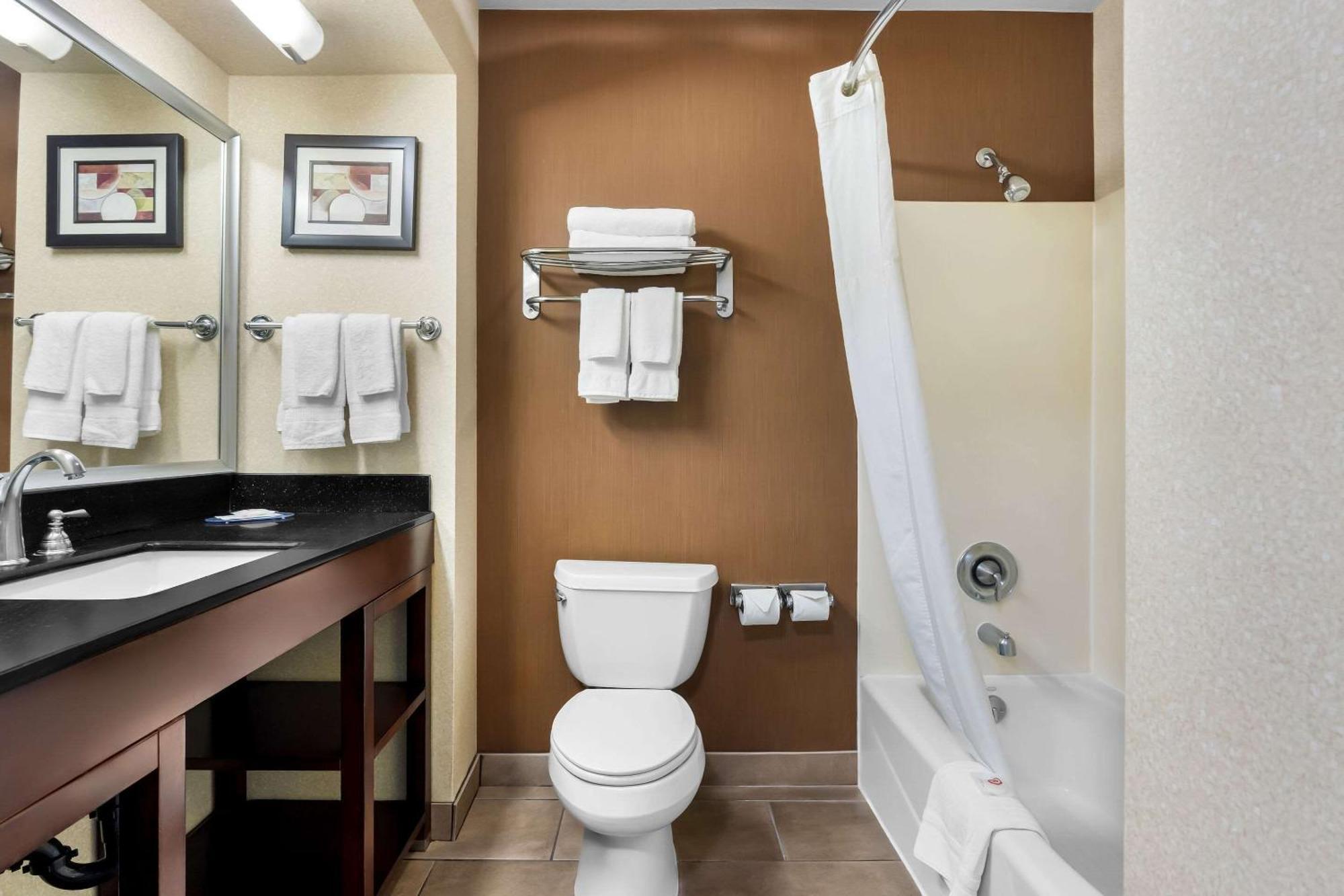 Comfort Suites Clovis Buitenkant foto