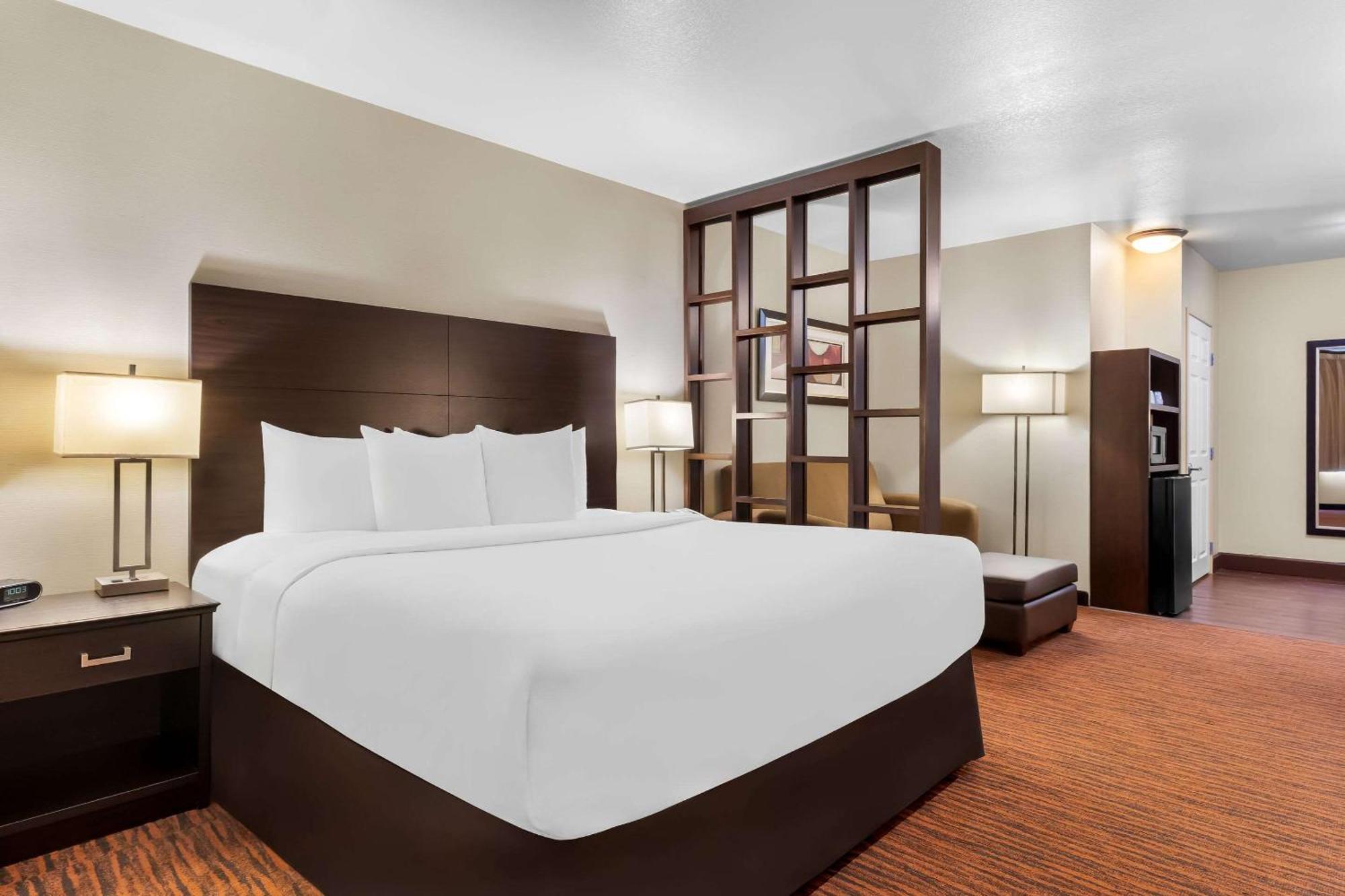 Comfort Suites Clovis Buitenkant foto