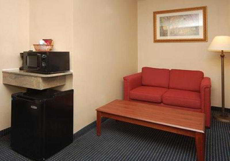 Comfort Suites Clovis Buitenkant foto