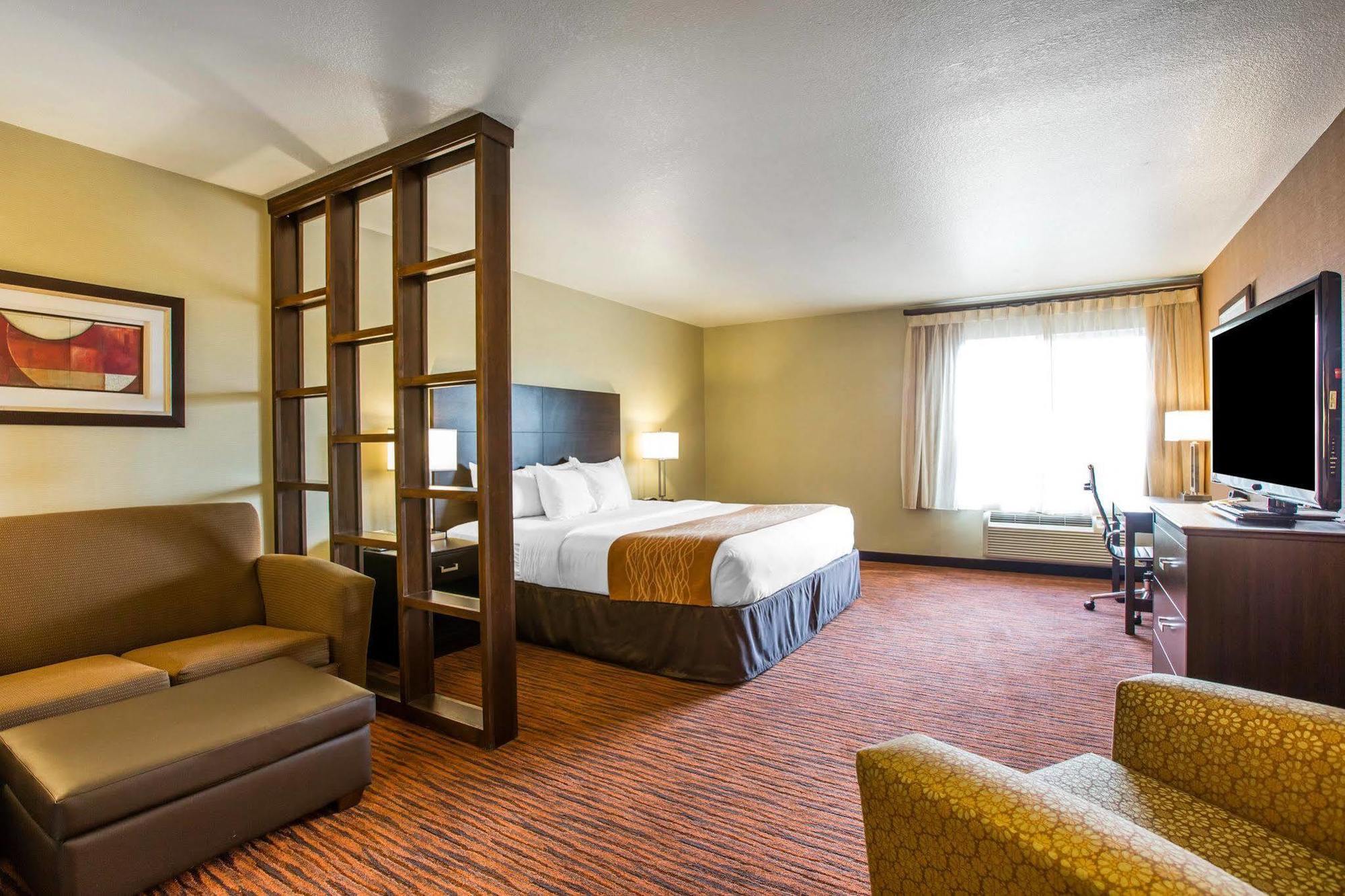 Comfort Suites Clovis Buitenkant foto